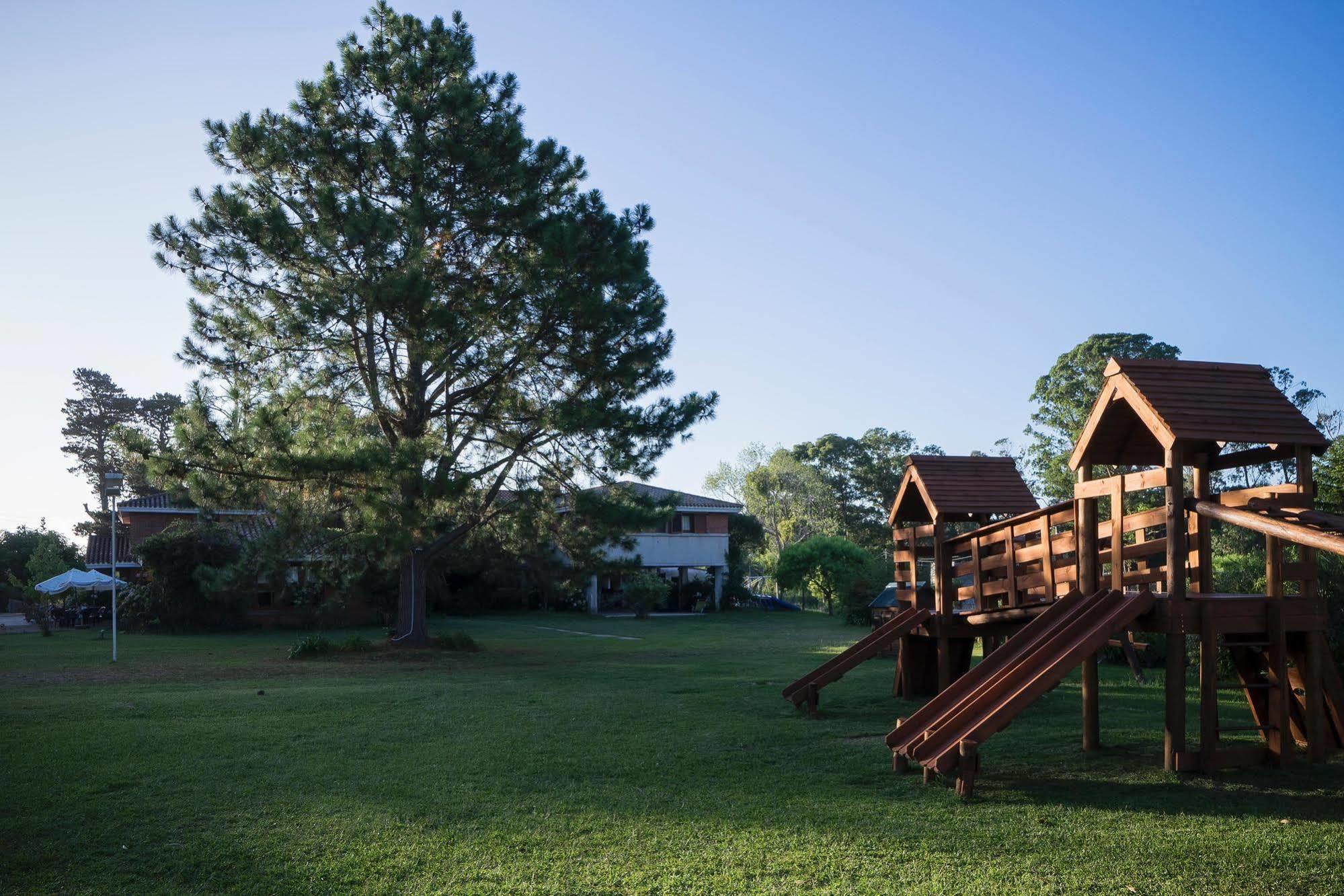 Del Pescador Inn